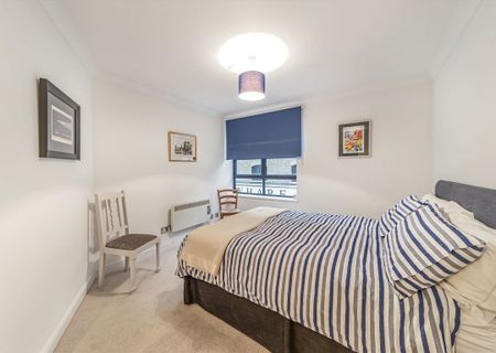 Curlew Street - Photo 2