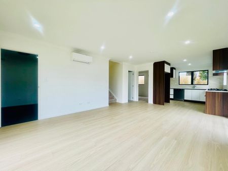 MANUREWA, 4 BEDROOMS - Photo 5