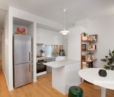 Trendy Tribeca Apartment with Private Courtyard! - Photo 6