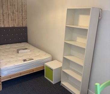 Room in a Shared House, Mayville Avenue, LS6 - Photo 5