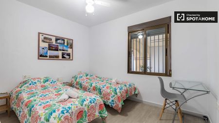 valencia, Valencian Community 46009 - Photo 5