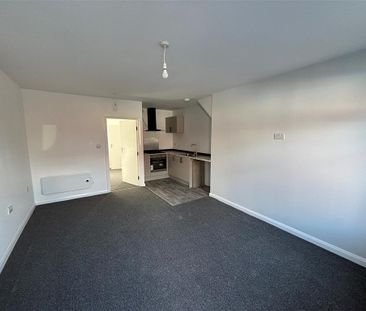 28 Victoria Street - Photo 2
