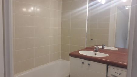 location Appartement T3 DE 62.14m² À DARNETAL - Photo 4