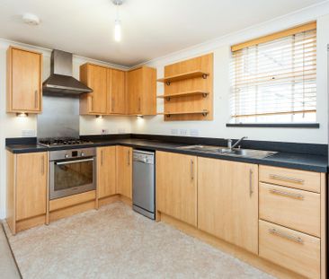 2 bedroom apartment to rent Brooklands, Haywards Heath, RH16 - Photo 4