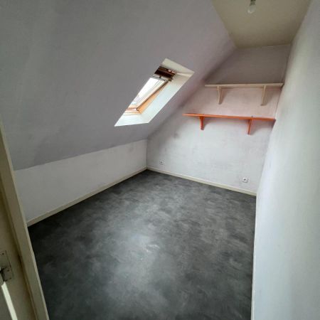 GODERVILLE PLEIN CENTRE, appartement sous comble - Photo 4