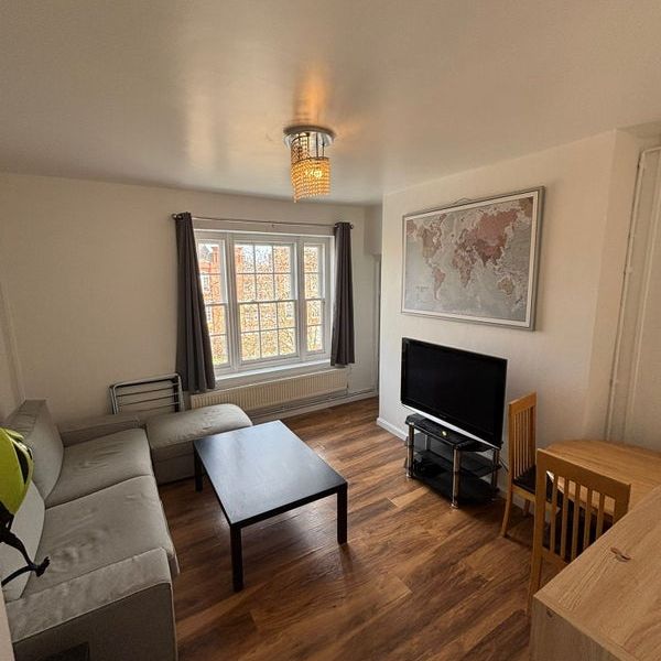 Room in a Shared Flat, Sherwin House, SE11 - Photo 1