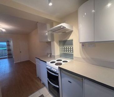 Old Row, Scunthorpe - Photo 5