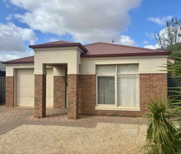 Quiet Location - Photo 3