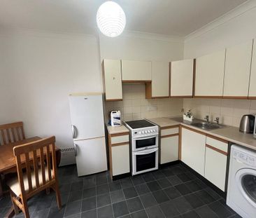 2 bedroom flat to rent - Photo 5