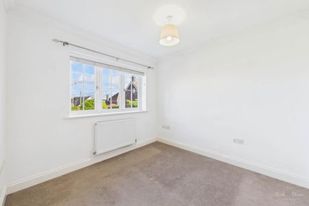 4 bedroom detached house to rent - Photo 4