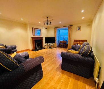 Sutton house Seatown place Dundalk Co. Louth, Dundalk, Louth - Photo 2