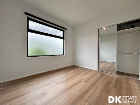 Brand New 3 Bedroom Townhouse - Photo 2