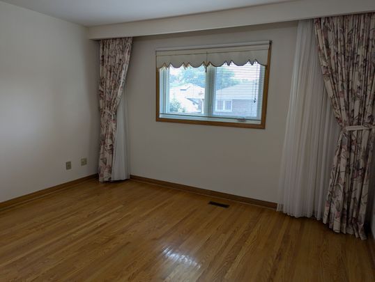 For Lease - 65 Lambeth Square, Toronto, Ontario - Photo 1