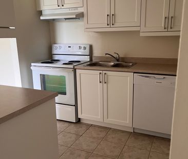 For Lease - 131 Edgehill Drive Unit# O12, Barrie, Ontario - Photo 2