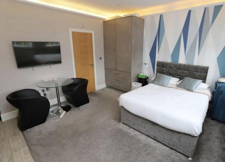 Studio to rent - Photo 3