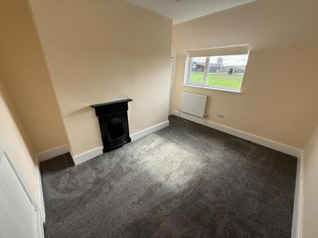 4 bedroom detached house to rent - Photo 4