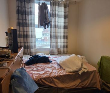 Room in a Shared House, Hastings Street, LU1 - Photo 6