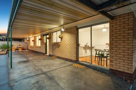 Charming and Modern Family Home in Salisbury East! - Photo 4
