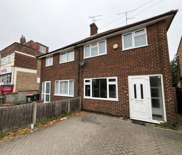3 bedroom semi-detached house to rent - Photo 4