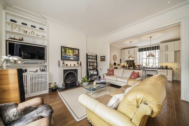 Upper Addison Gardens, West Kensington, W14 - Photo 1