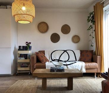 2 bedroom terraced house to rent - Photo 2