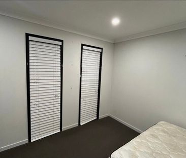 Springfield Lakes - Photo 5