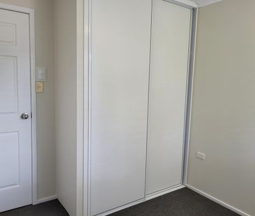 Charming Family Home - Photo 2