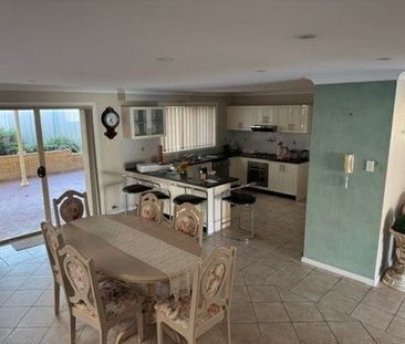 Prestons - Photo 5