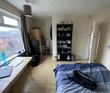 Marian Terrace - , - Photo 1