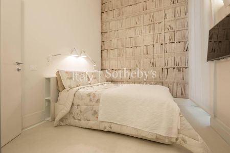 Elegante appartamento arredato in Via Borgonuovo - Photo 2