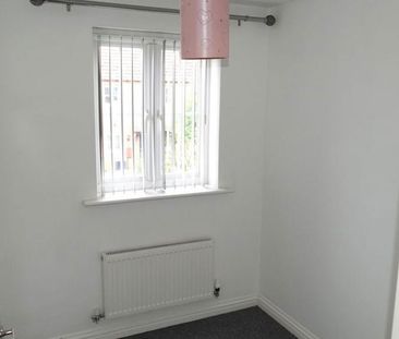 3 bedroom terraced house to rent - Photo 2