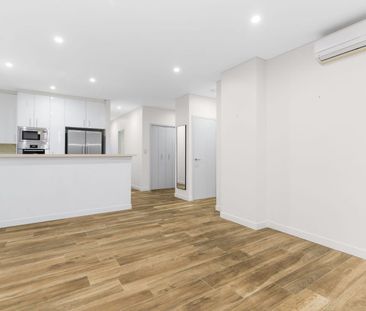 City Edge Living With Lifestyle Convenience | Luxury 3 Bed Apt for ... - Photo 1