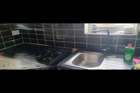 3 Bed Flat, Derby Road, CH42 - Photo 4