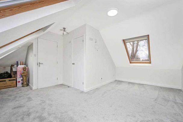 3 bedroom maisonette to rent - Photo 1