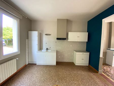 Location maison 3 pièces, 75.90m², Castelnaudary - Photo 2