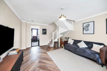 2 bedroom terraced house to rent - Photo 3