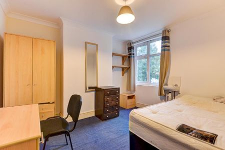 9 bedroom house to rent - Photo 3