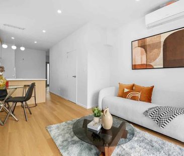 Three Bedrooms in Panmure - Photo 5