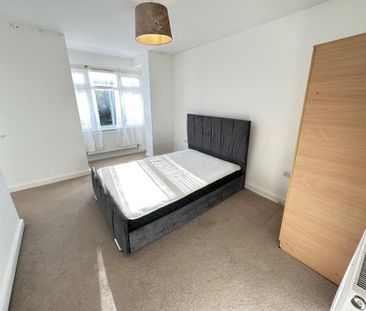 1 bedroom semi-detached house to rent - Photo 3