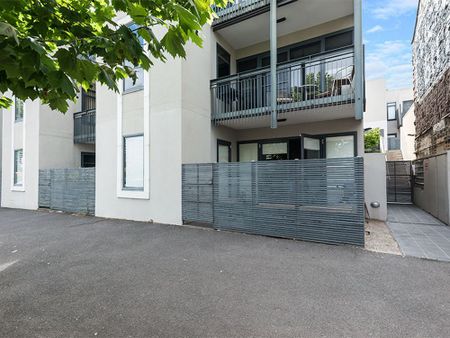 TWO BEDROOM APARTMENT LOCATED RIGHT IN THE HEART OF WILLIAMSTOWN! - Photo 3