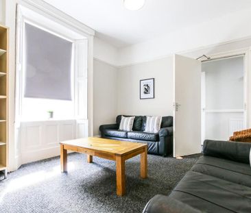 5 bedroom house to rent - Photo 2