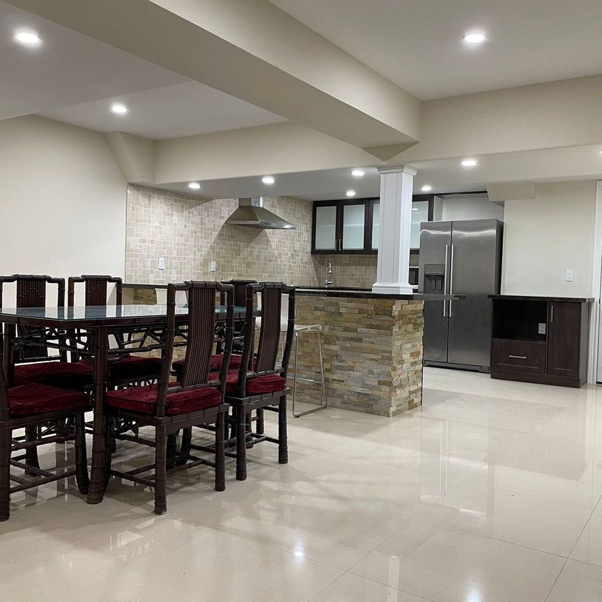 For Lease - 48 Transwell Avenue, Toronto, Ontario - Photo 1