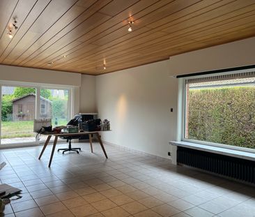 Bungalow met 3 slpks en zuid-gerichte tuin - Photo 3