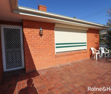 4 Edgell Street, West Bathurst, NSW 2795 - Photo 6