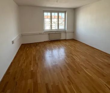 Großzügige 4-Zimmer-Wohnung oder Büro | Ideal für Familien, WG oder Büronutzung - Photo 2