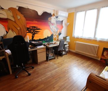 House - Photo 5