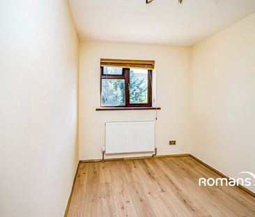 Deerswood, Maidenhead, Berkshire, SL6 - Photo 3