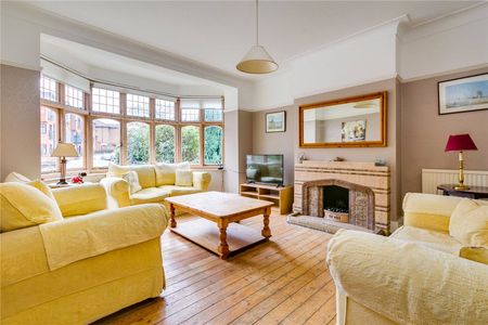 Woodbourne Avenue, SW16, London - Photo 3