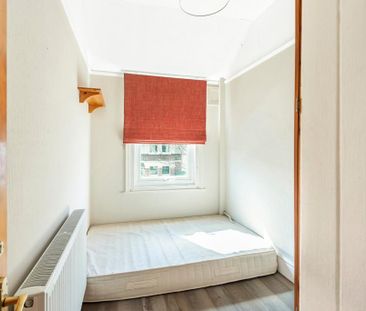 3 bedroom flat to rent - Photo 6