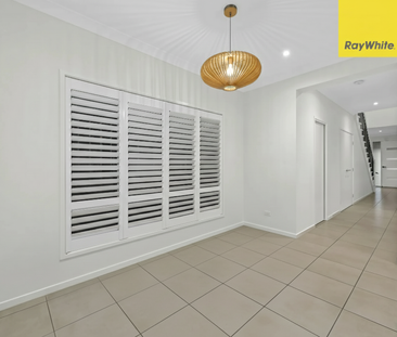 Near-New Metricon Home, 4 Bedrooms 2 Living Areas, Ducted A/C, Sola... - Photo 3
